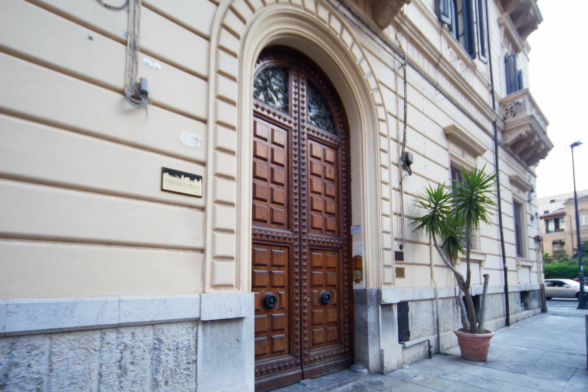 Palermo Gallery Exteriör bild